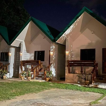 Lungsonhouse Pai Villa Exterior photo